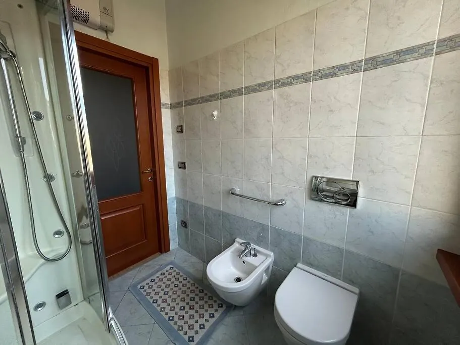 Apartment Mini Appartamento In Sondrio Centro